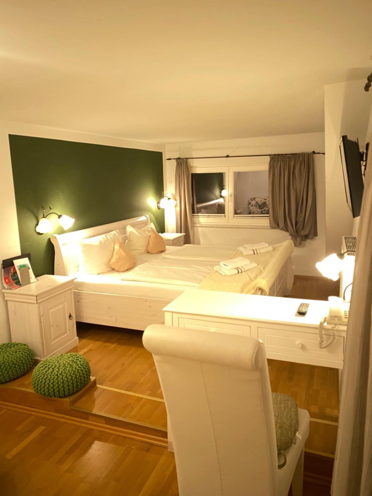 Panoramahotel Lilienstein Königstein Quarto foto